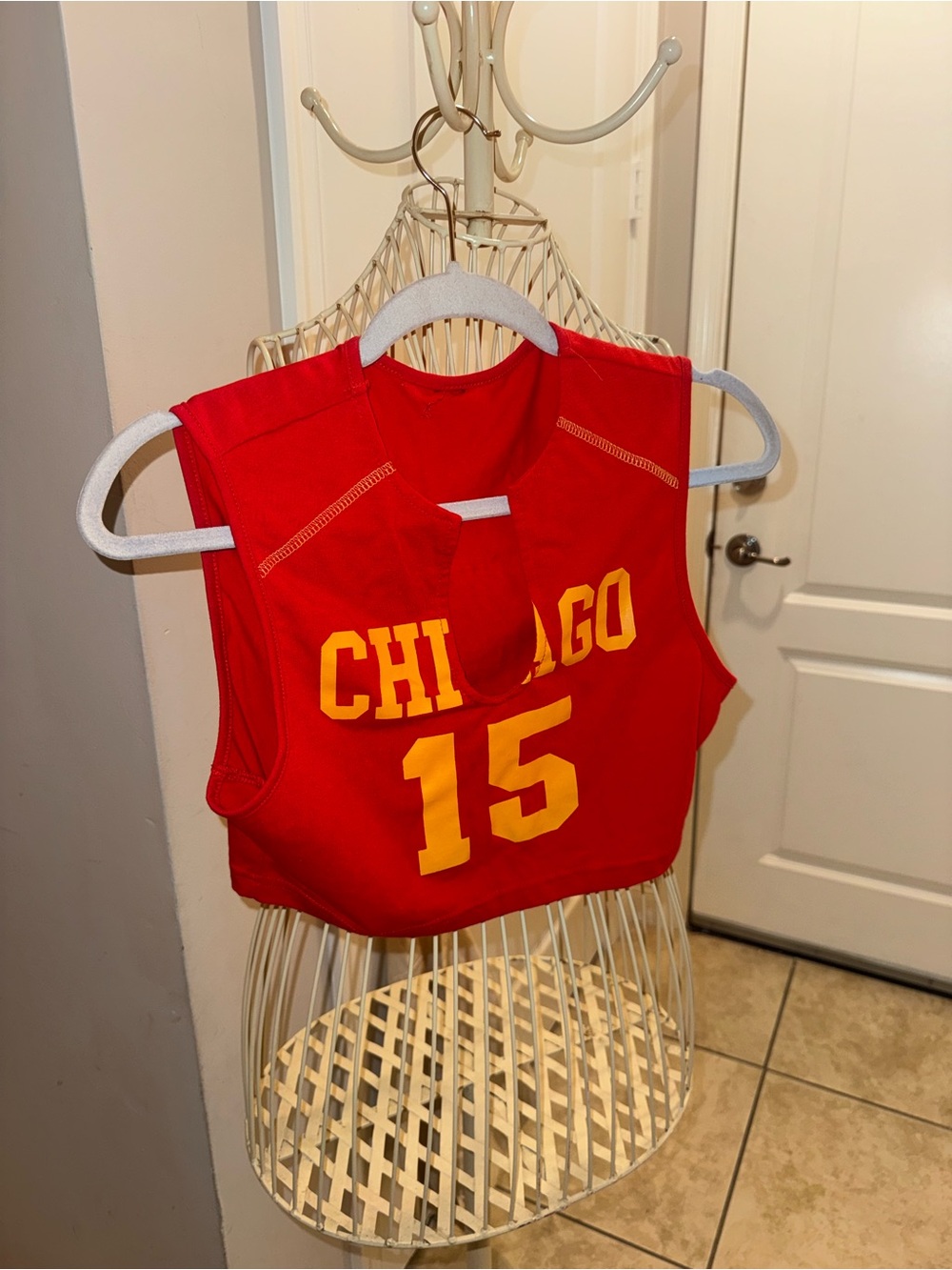 Chicago Red & Gold Kids Basketball Jersey Top - Number 15